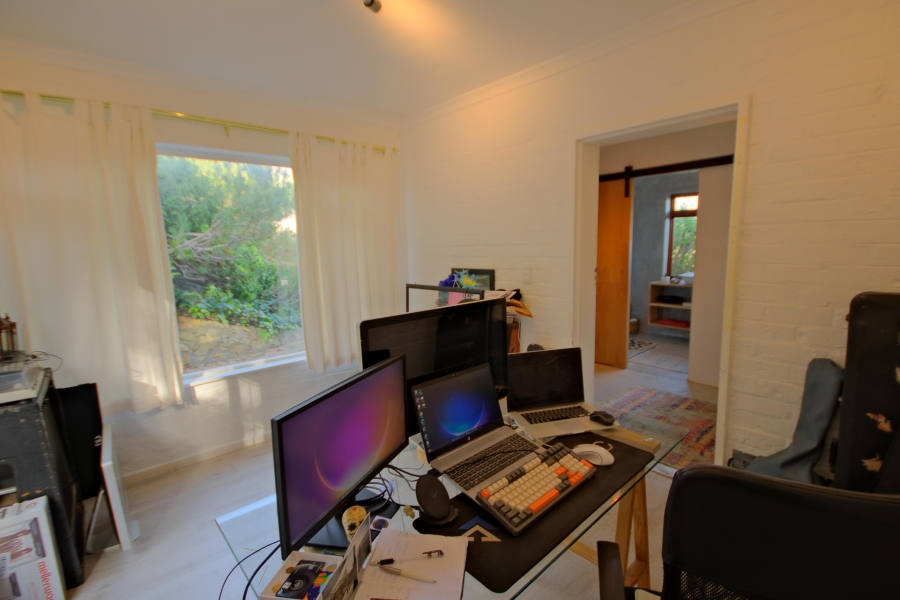 4 Bedroom Property for Sale in Glencairn Heights Western Cape